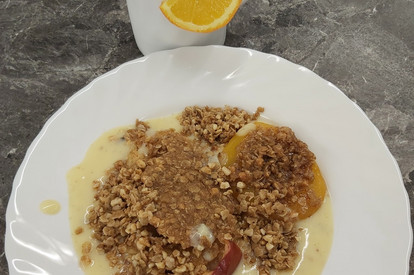 Weihnachtlicher Bratapfel mit Vanillesoße