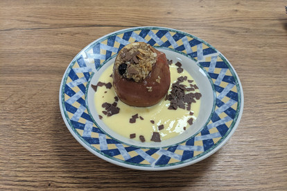 Bratapfel mit Vanillesoße