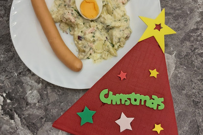 Kartoffelsalat Dresdner Art mit Würstchen